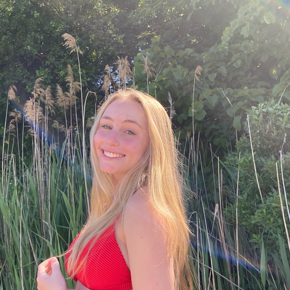 Meet your Posher, Brooke
